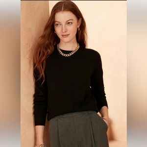 Banana Republic sweater black M